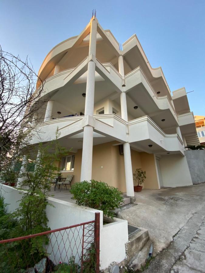 Dajkovic Apartmani Bar Exterior photo